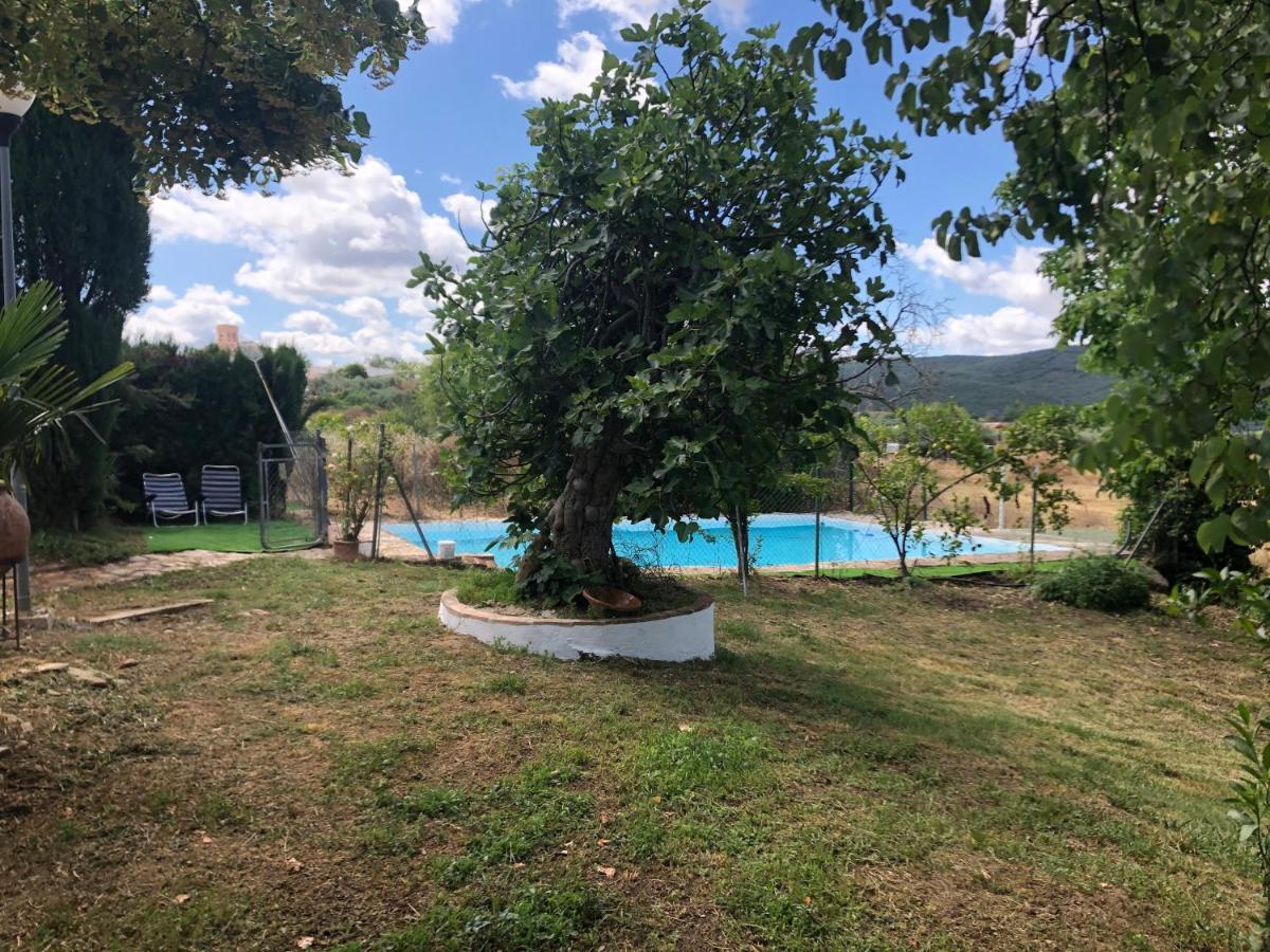 Vivienda Turistica La Huerta Villa Guadalcanal Luaran gambar